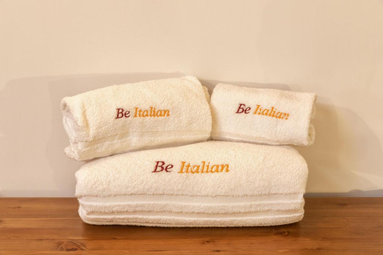 Bed and Breakfast Be Italian Flat Duomo 319 Nápoles Exterior foto