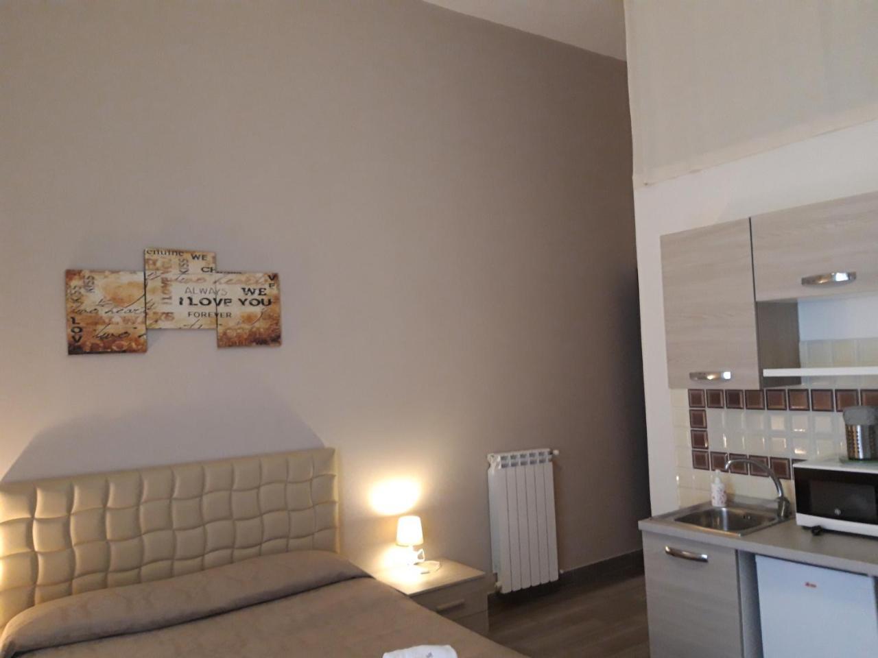Bed and Breakfast Be Italian Flat Duomo 319 Nápoles Exterior foto